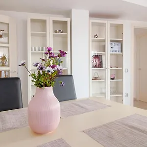 Apartamento & Pool Sant Salvador - 150m From Sea, Coma-ruga